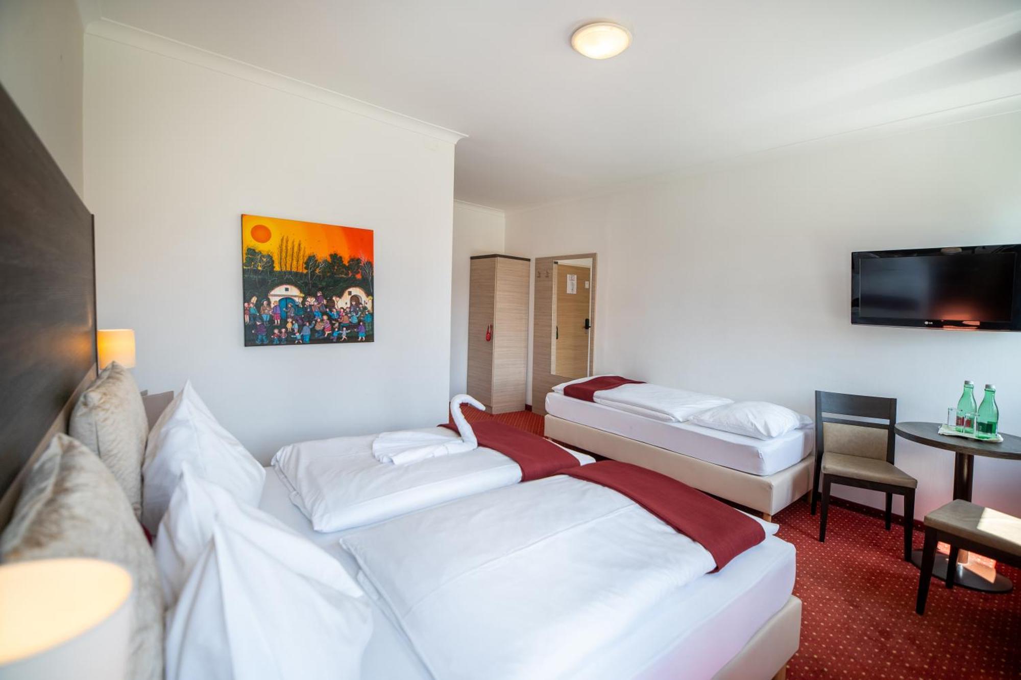 Hotel Marc Aurel Petronell Eksteriør bilde